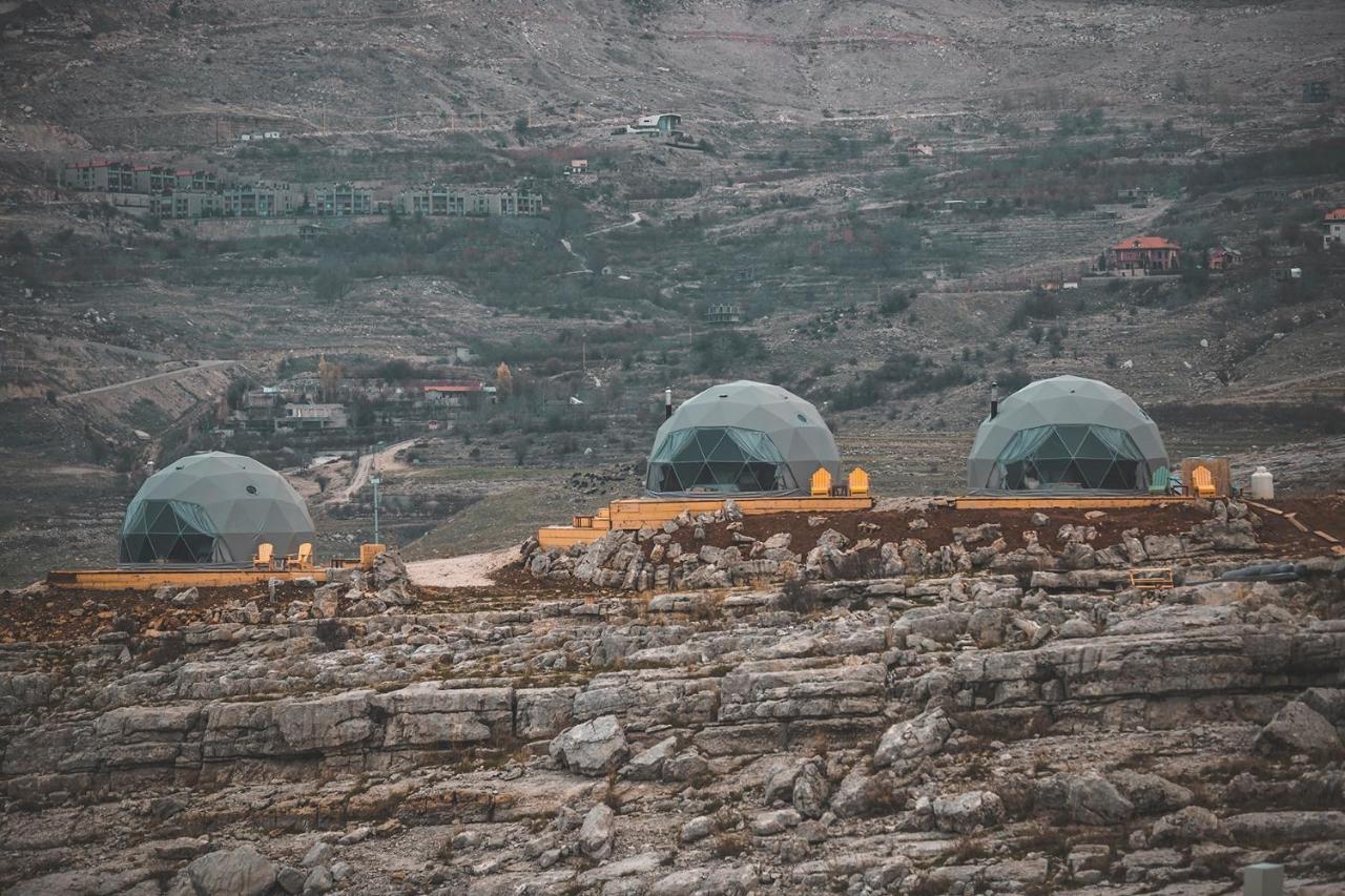 Odom Retreat Hotell Mzaar Kfardebian Eksteriør bilde